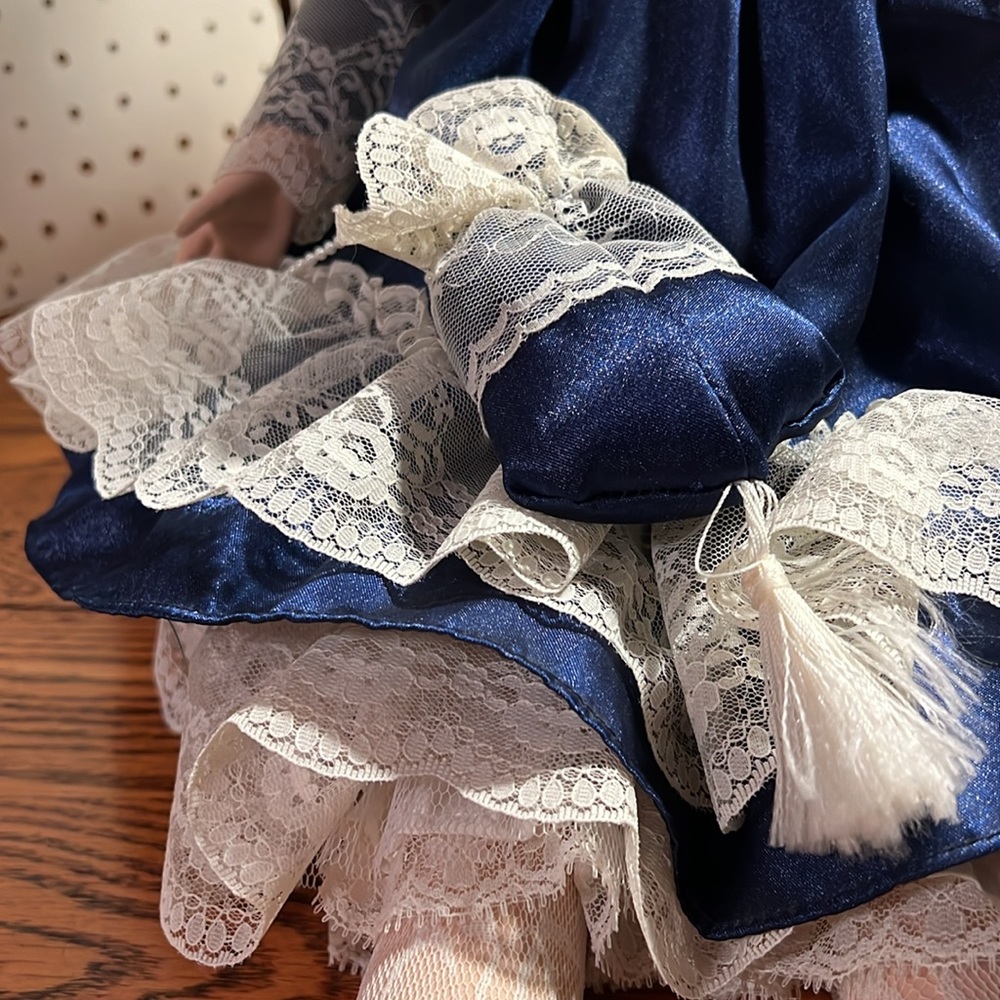 Beautiful Porcelain Doll in Blue Dress and lace with hat and purse - Picture 3 of 6
